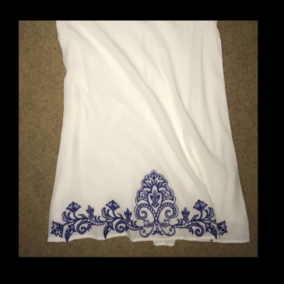 Lulu’s Embroidered Dress - Picture 4 of 5